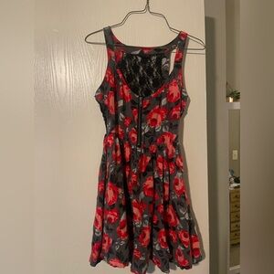 Beautiful flower dress- excellent condition.